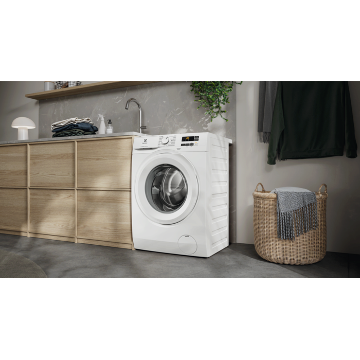 Electrolux - 8 kg washing machine - EW6F1481E