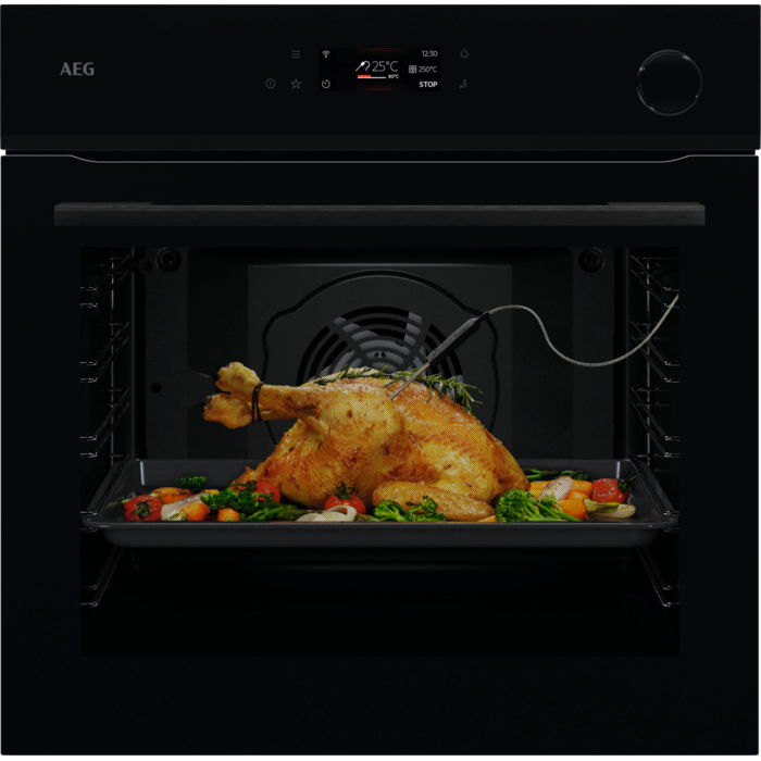 AEG 7000 MealAssist with SteamCrisp ugradna rerna