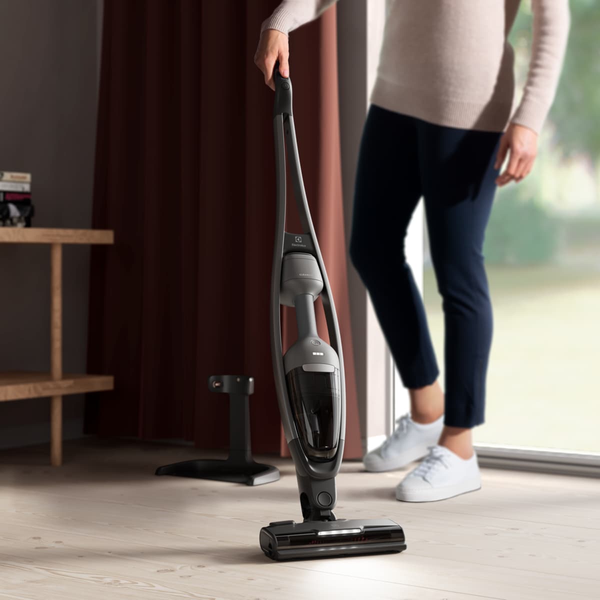Electrolux - Baterijski štapni usisivači - ES62CB25DH