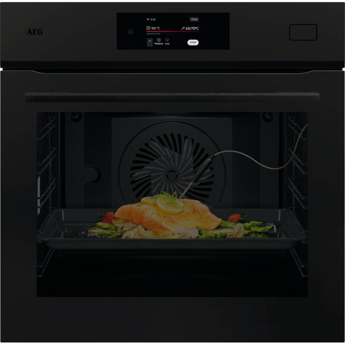 AEG 8000 Meal Assist with SteamPro ugradna rerna