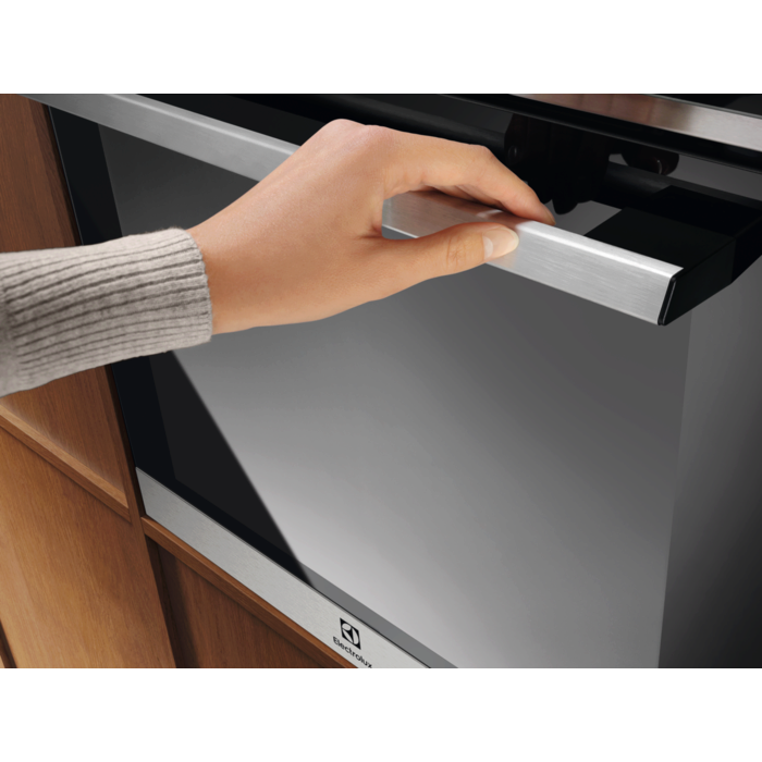 Electrolux - Pyrolytic oven - LOE8P39X