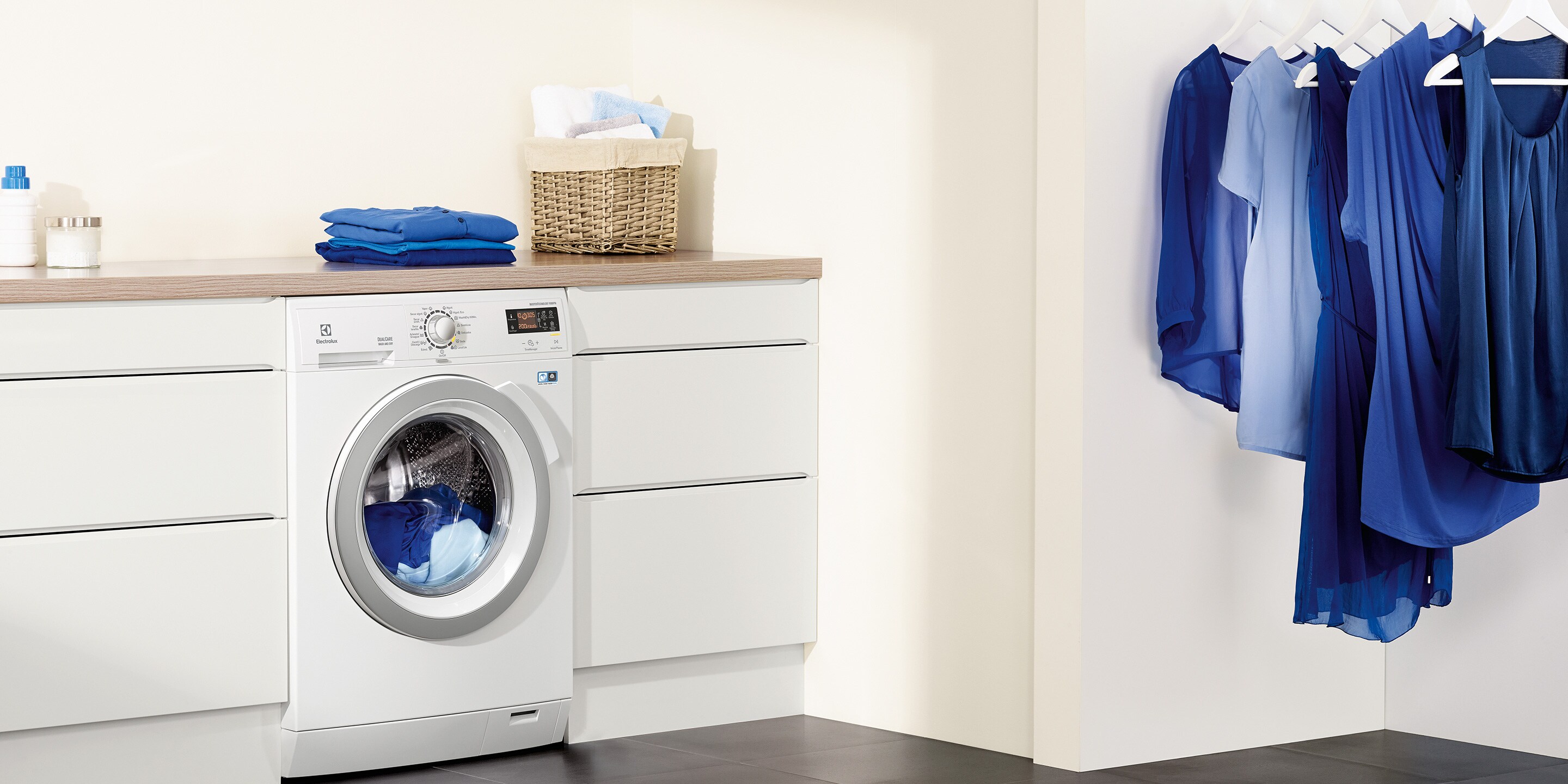 Electrolux mašina za pranje i sušenje veša DualCare u vešernici