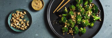 Broccoli with nuts