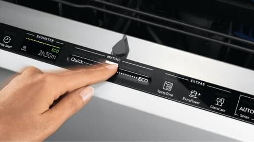 Mašina za pranje sudova sa QuickSelect displejom