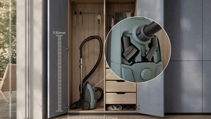 Electrolux usisivač u ormaru, i slika mesta za odlaganje dodatne opreme u usisivaču izbliza.
